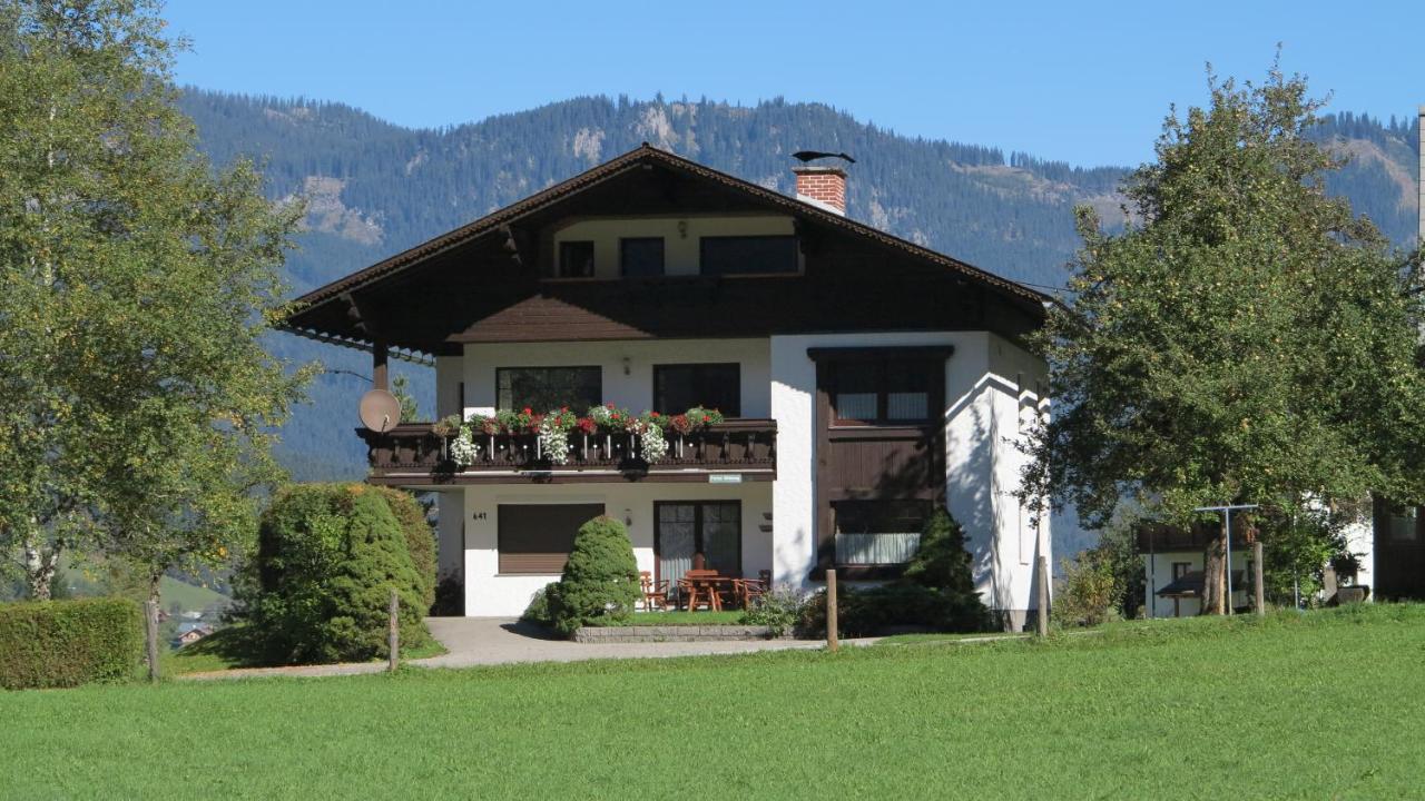 Ferienwohnung Kunterbunt Gosau Camera foto