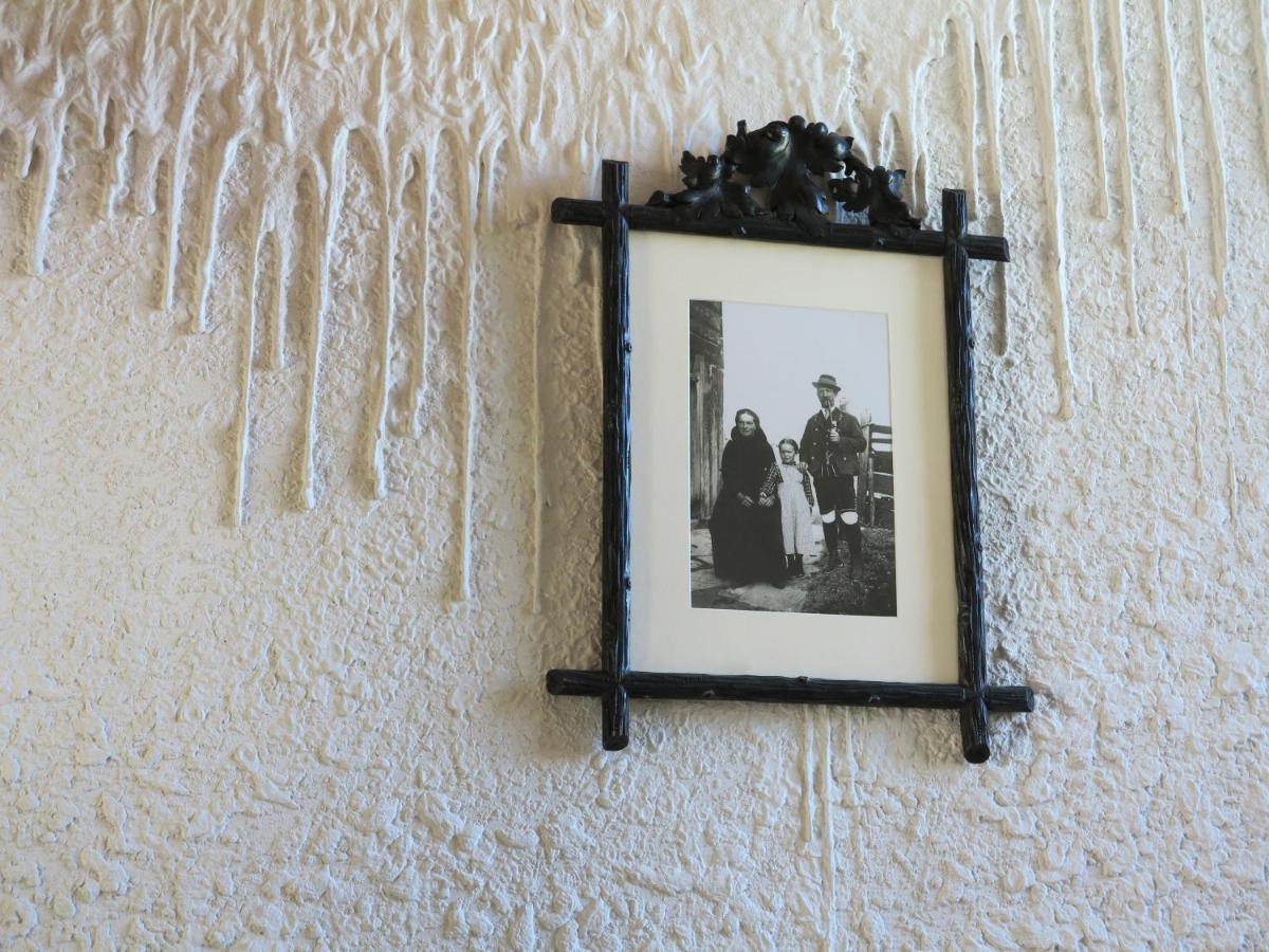 Ferienwohnung Kunterbunt Gosau Esterno foto