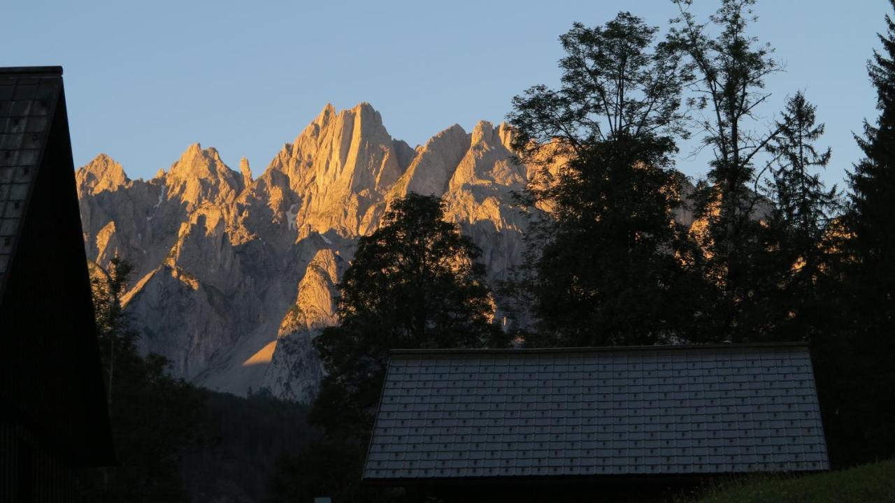 Ferienwohnung Kunterbunt Gosau Esterno foto